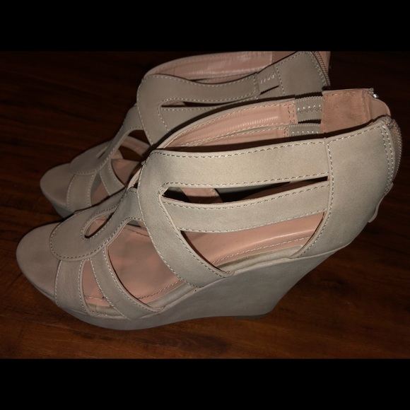 Lindy-3 Platform Sandals by Top Moda - Picture 5 of 8